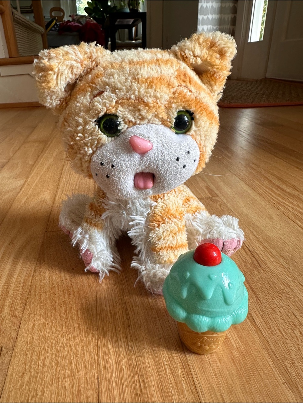 Cabbage patch adoptimals tabby kitty licking ice cream